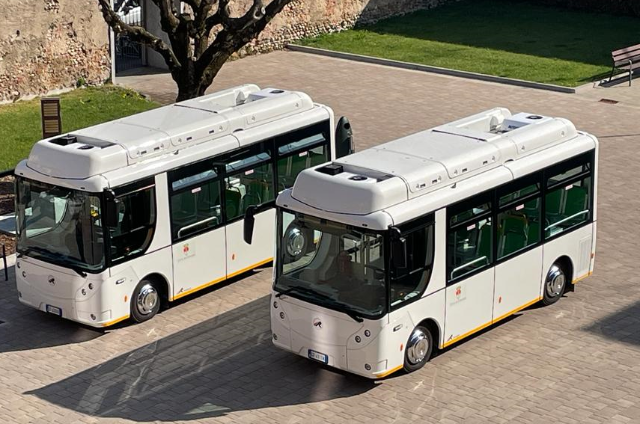 Due nuovi autobus elettrici nelle linee urbana e mercatale